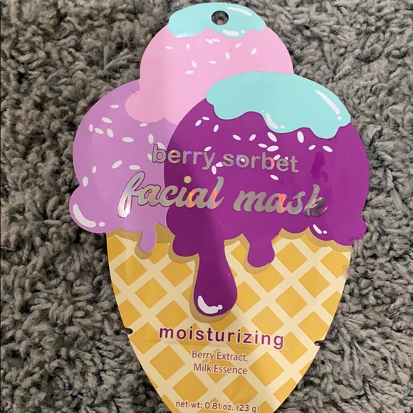 Face Masks and Cleansing gloves - Picture 5 of 5